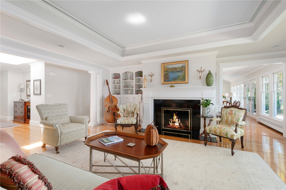 29 Riverside Drive
