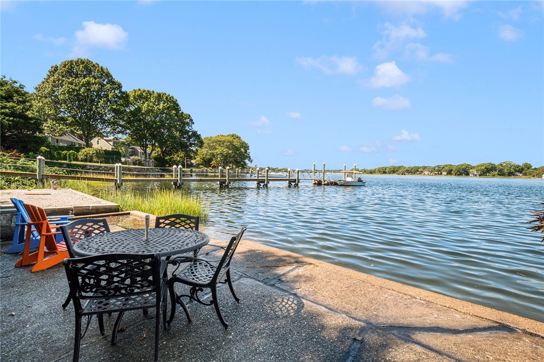 29 Riverside Drive