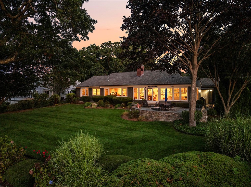 29 Riverside Drive