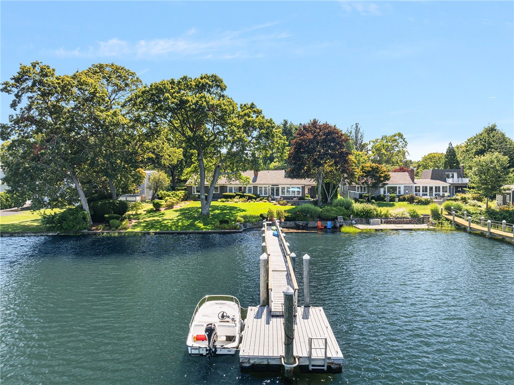 29 Riverside Drive