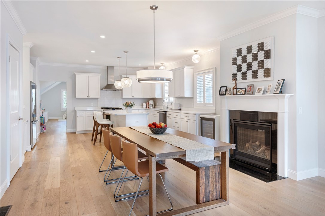 10 Kettle Pount Avenue