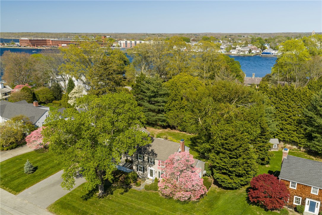 8 Harbour Road