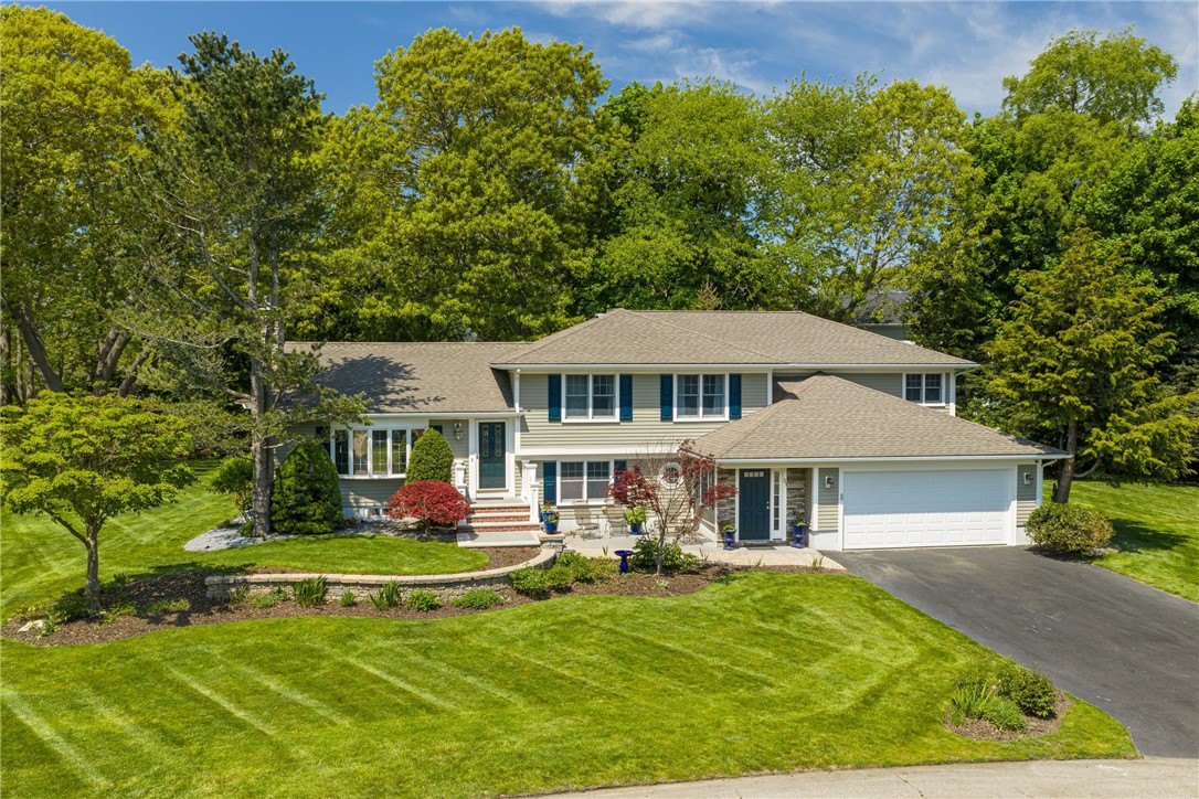 31 Meadowbrook Drive