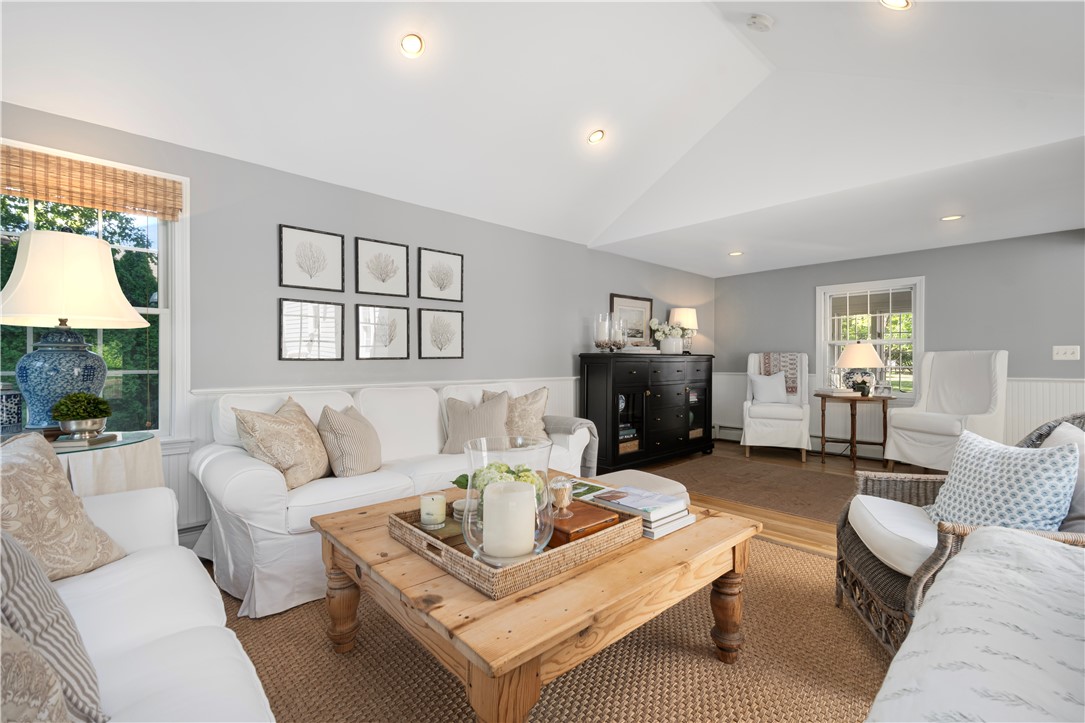 3 Oak Manor Drive