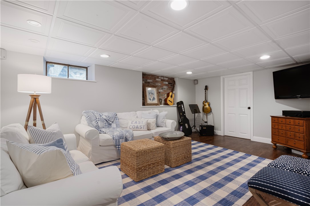 3 Oak Manor Drive