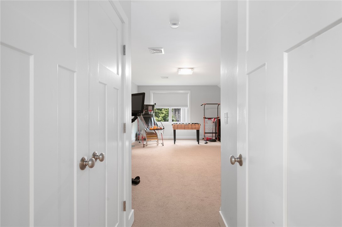 9 River Oak Road