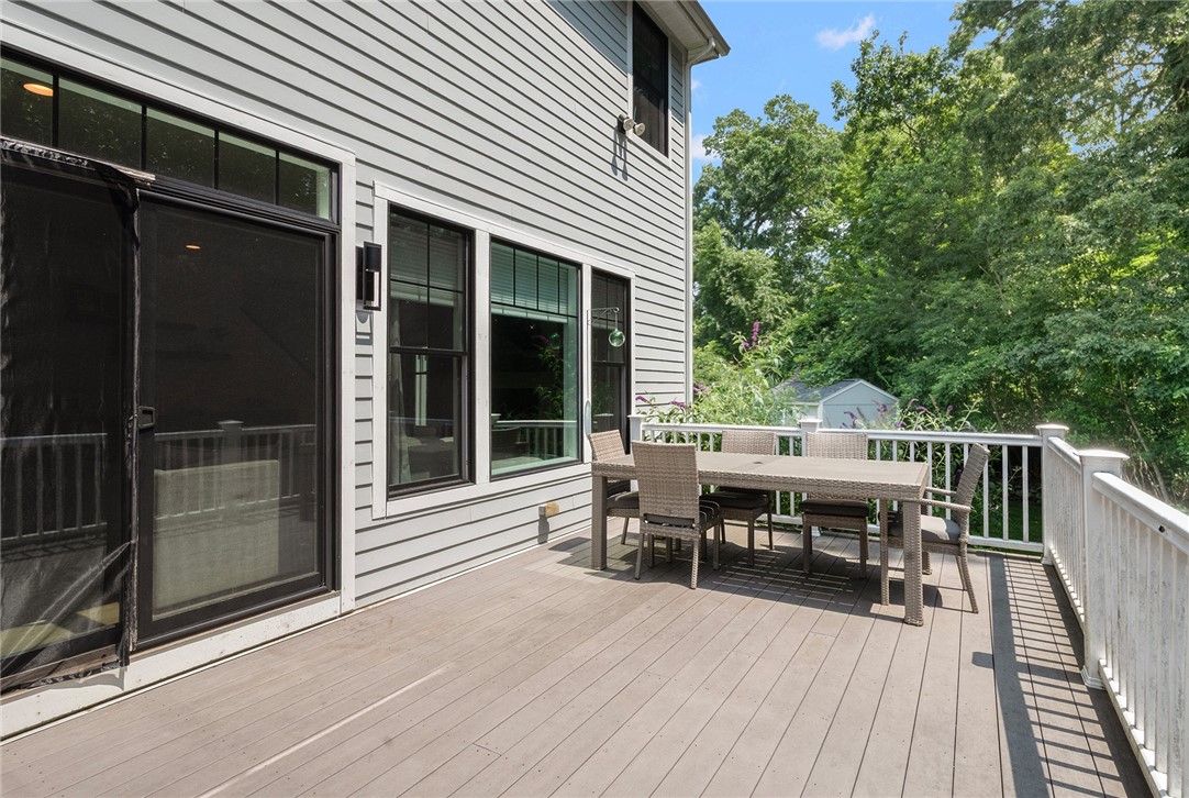 9 River Oak Road