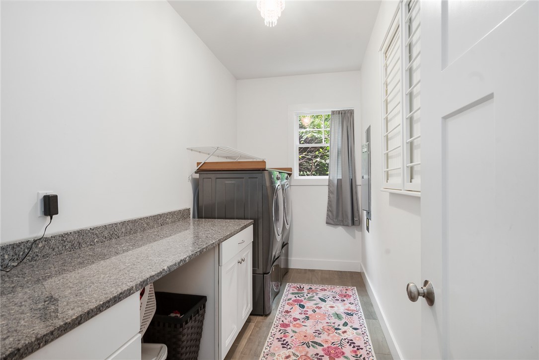 9 River Oak Road