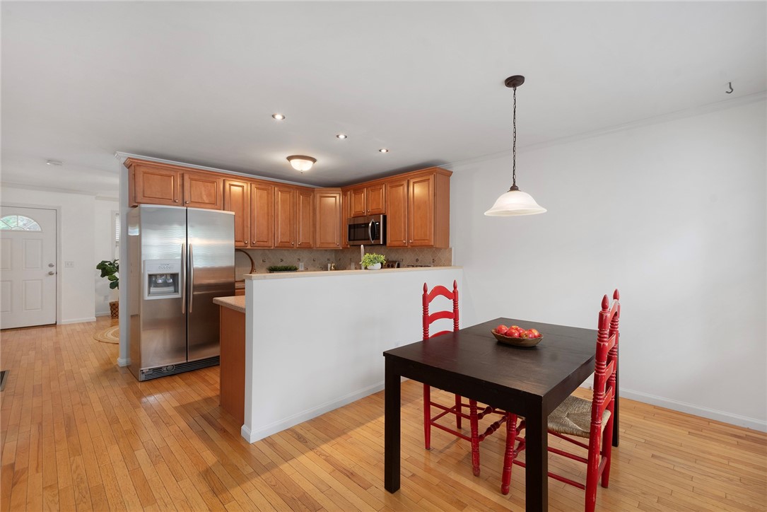 4 Unity Street 4