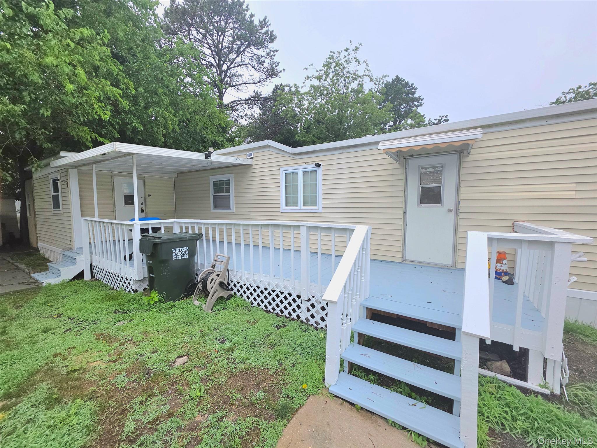 525 Riverleigh Ave Unit: C7