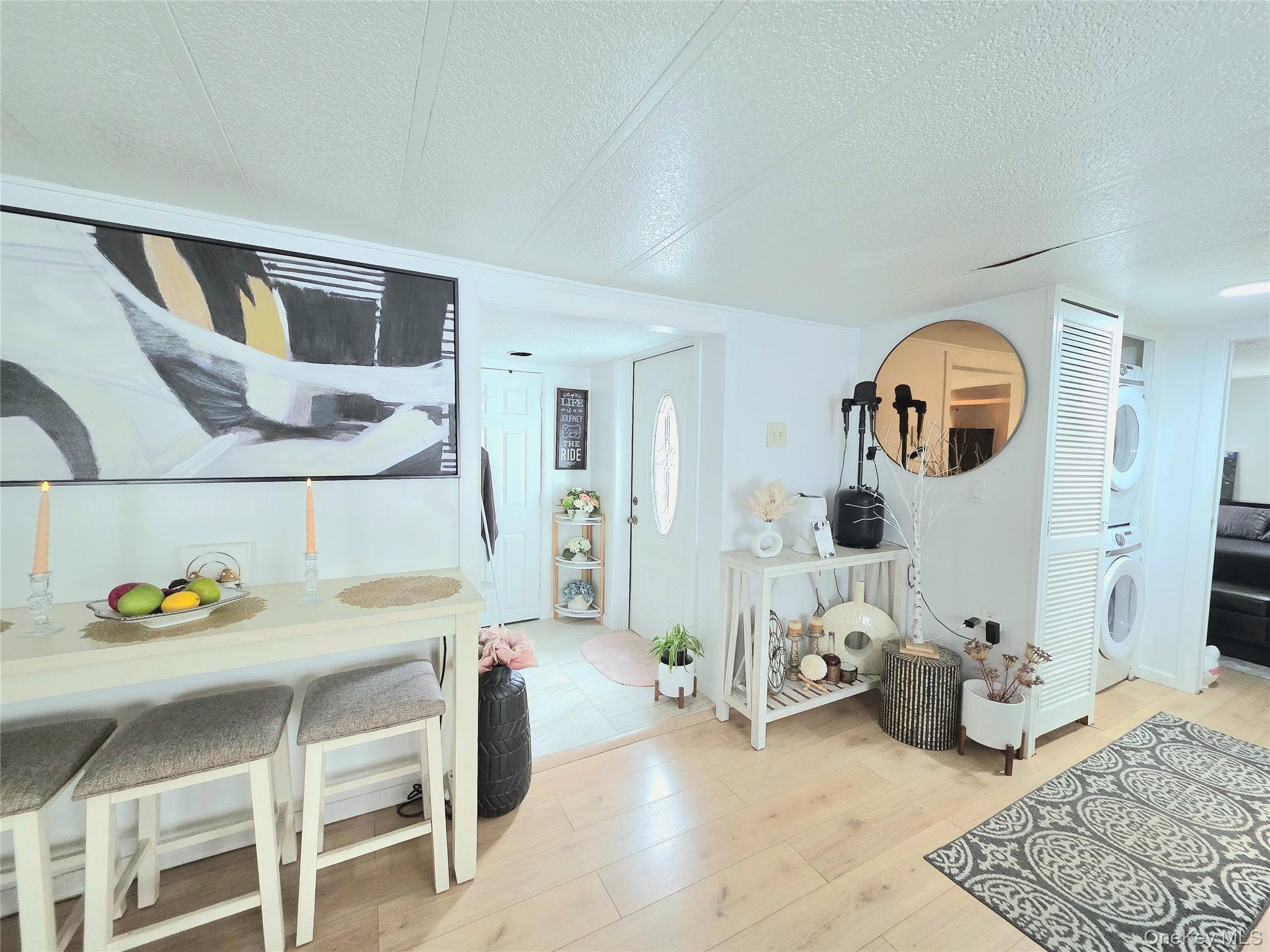 525 Riverleigh Avenue Unit: 111