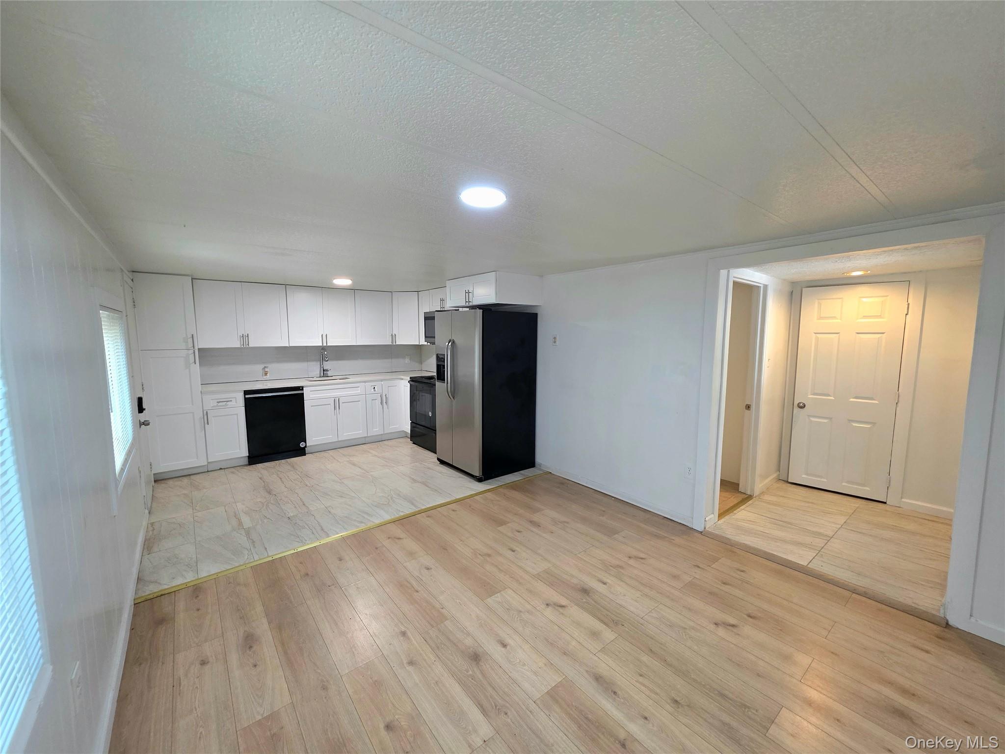 525 Riverleigh Avenue Unit: 111