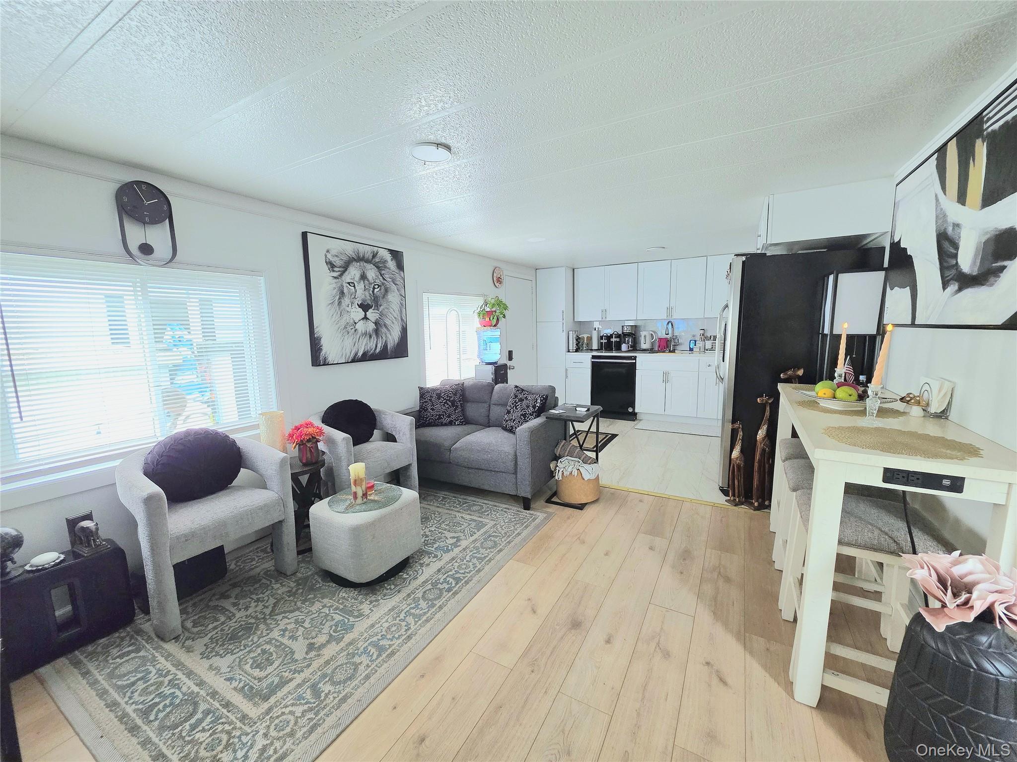 525 Riverleigh Avenue Unit: 111