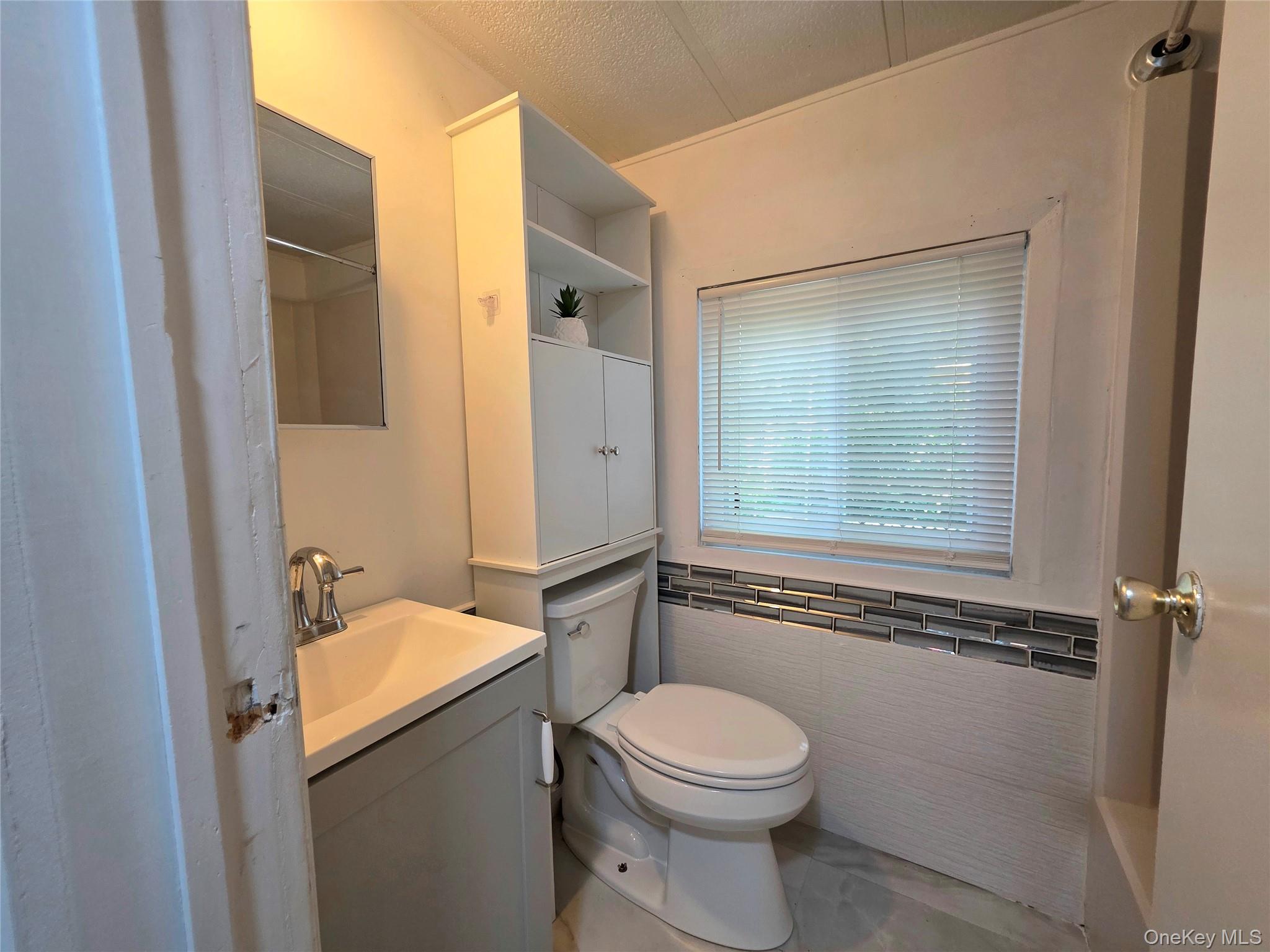525 Riverleigh Avenue Unit: 111