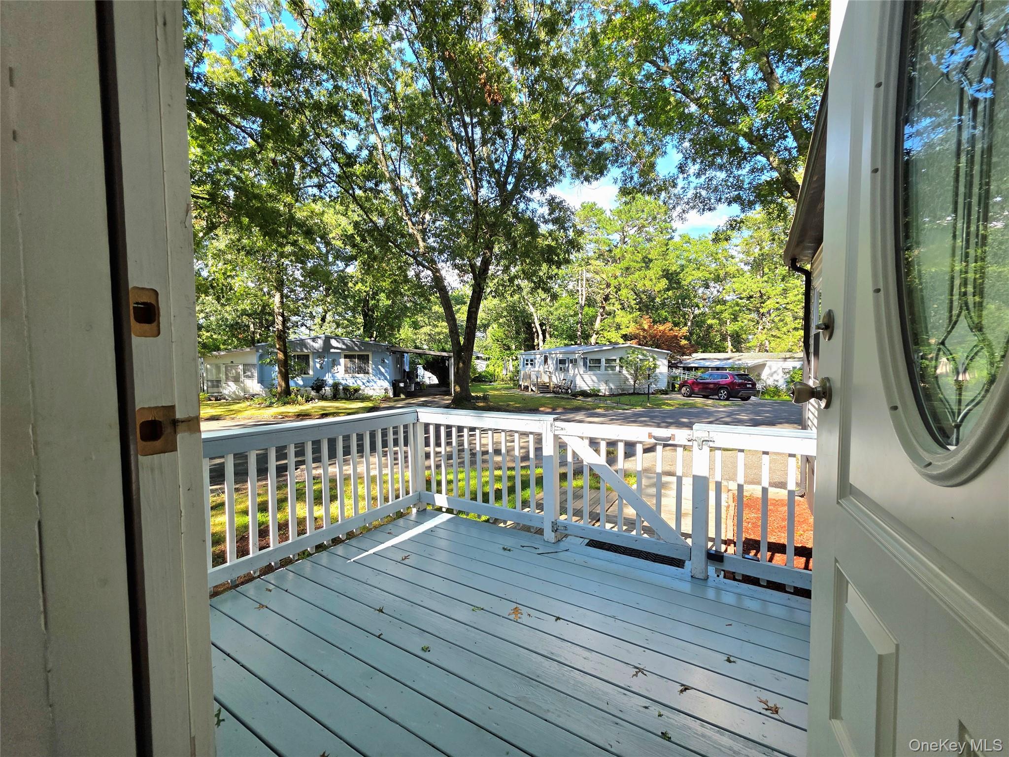 525 Riverleigh Avenue Unit: 111