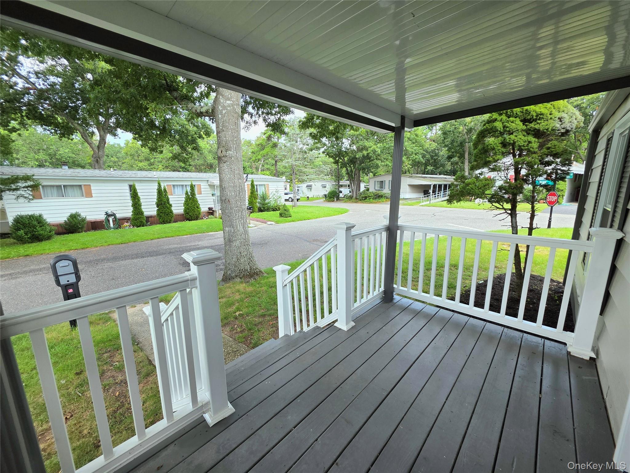 525 Riverleigh Avenue Unit: 221