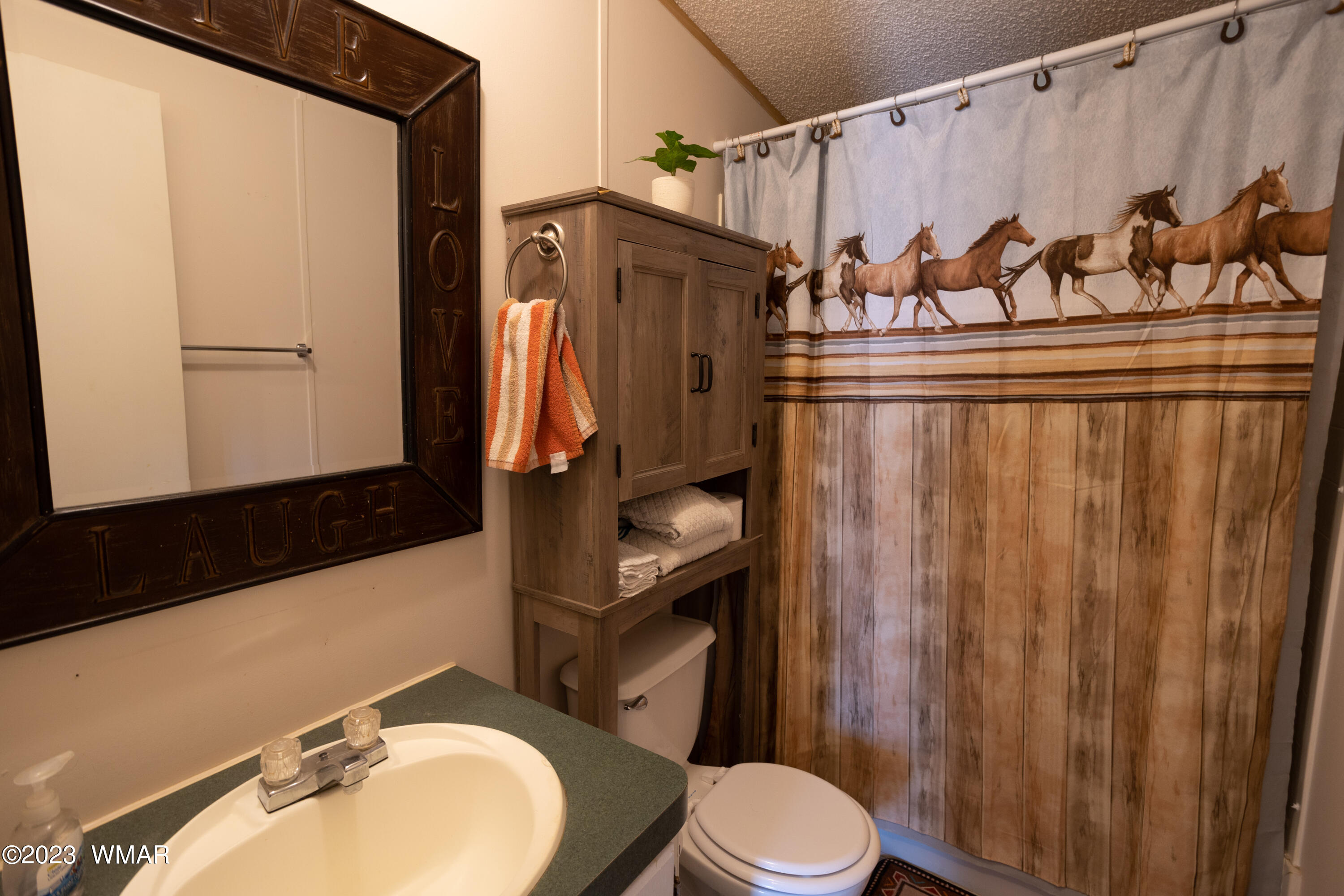 95 N 27th East Street