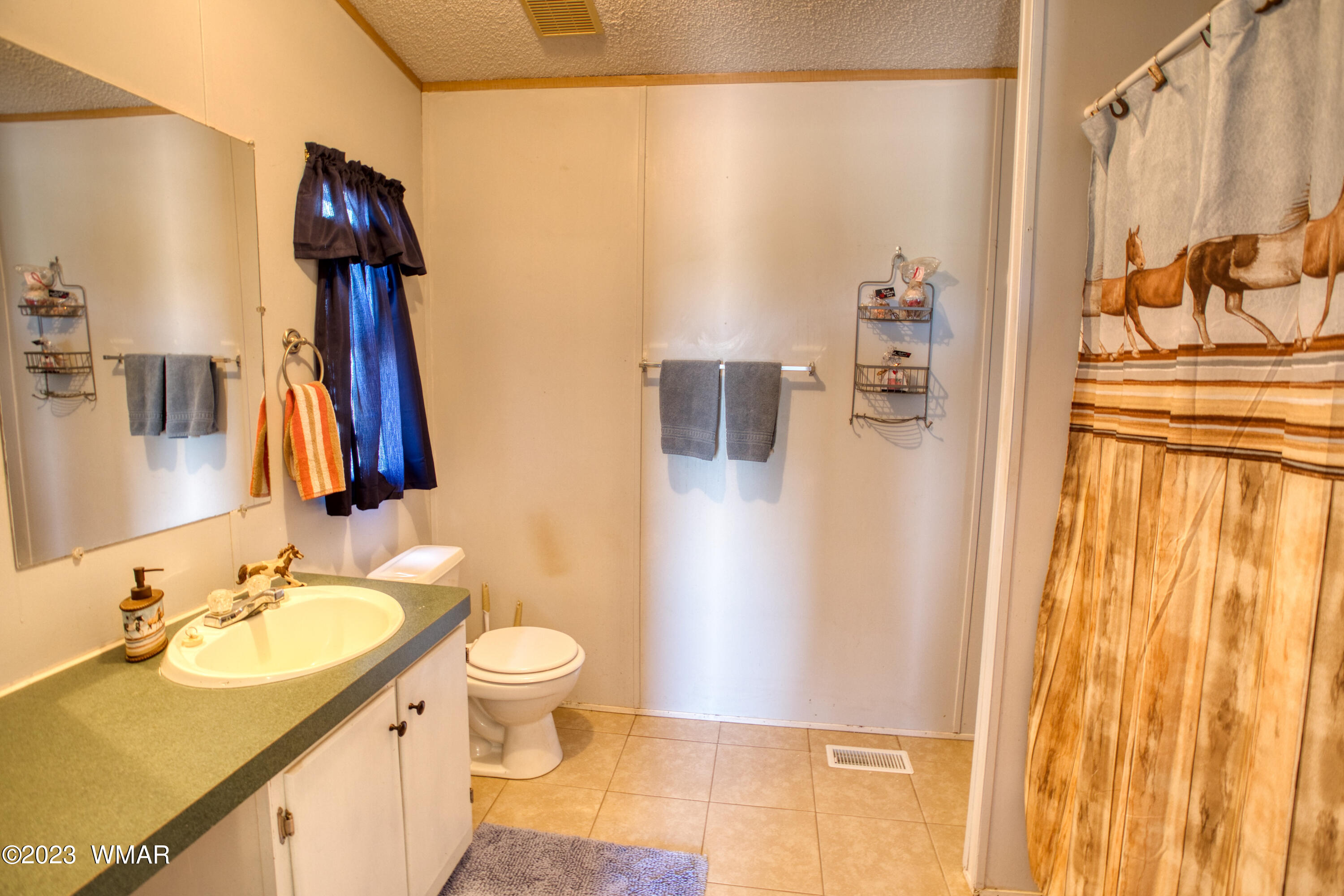 95 N 27th East Street