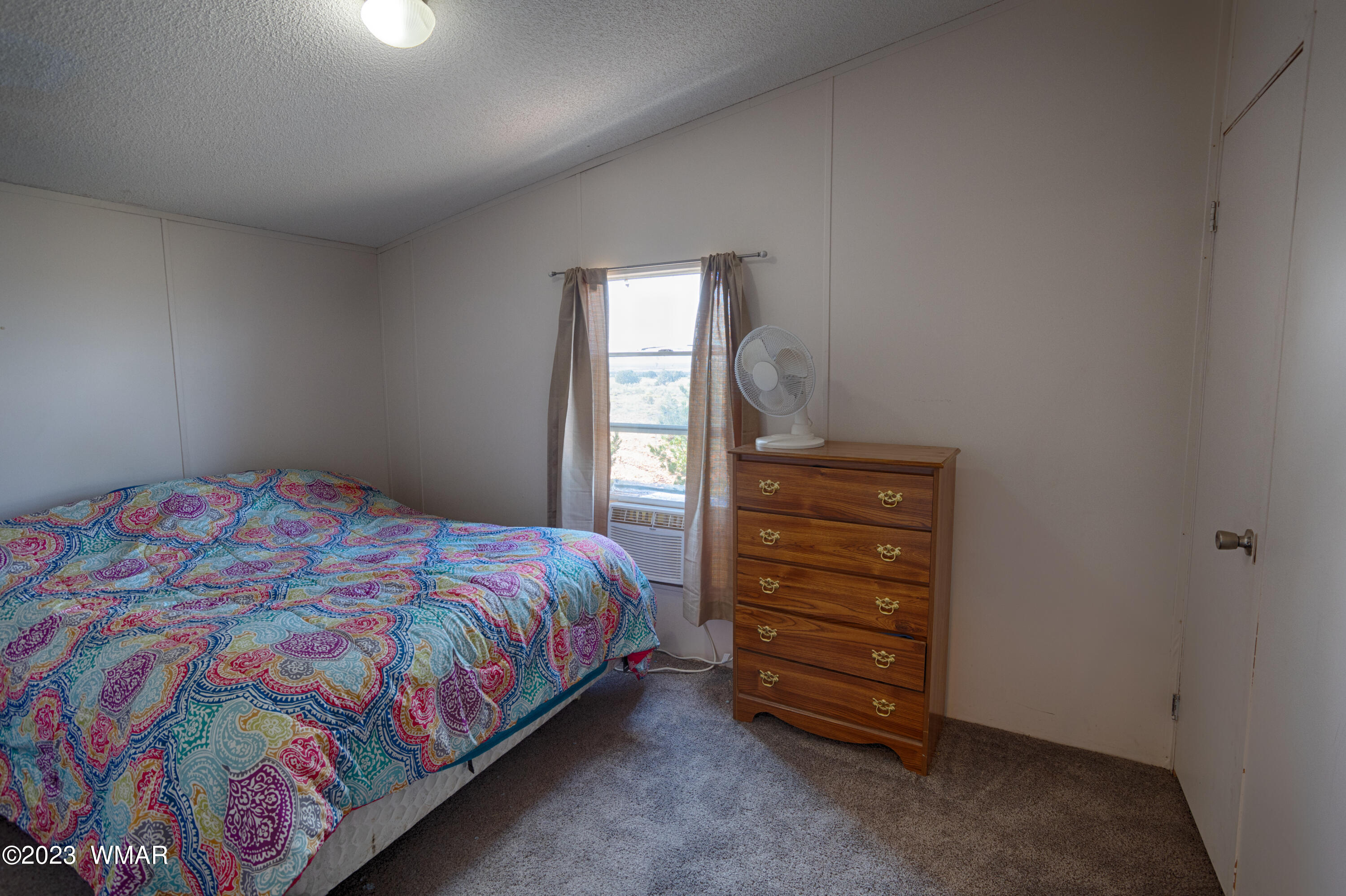 95 N 27th East Street