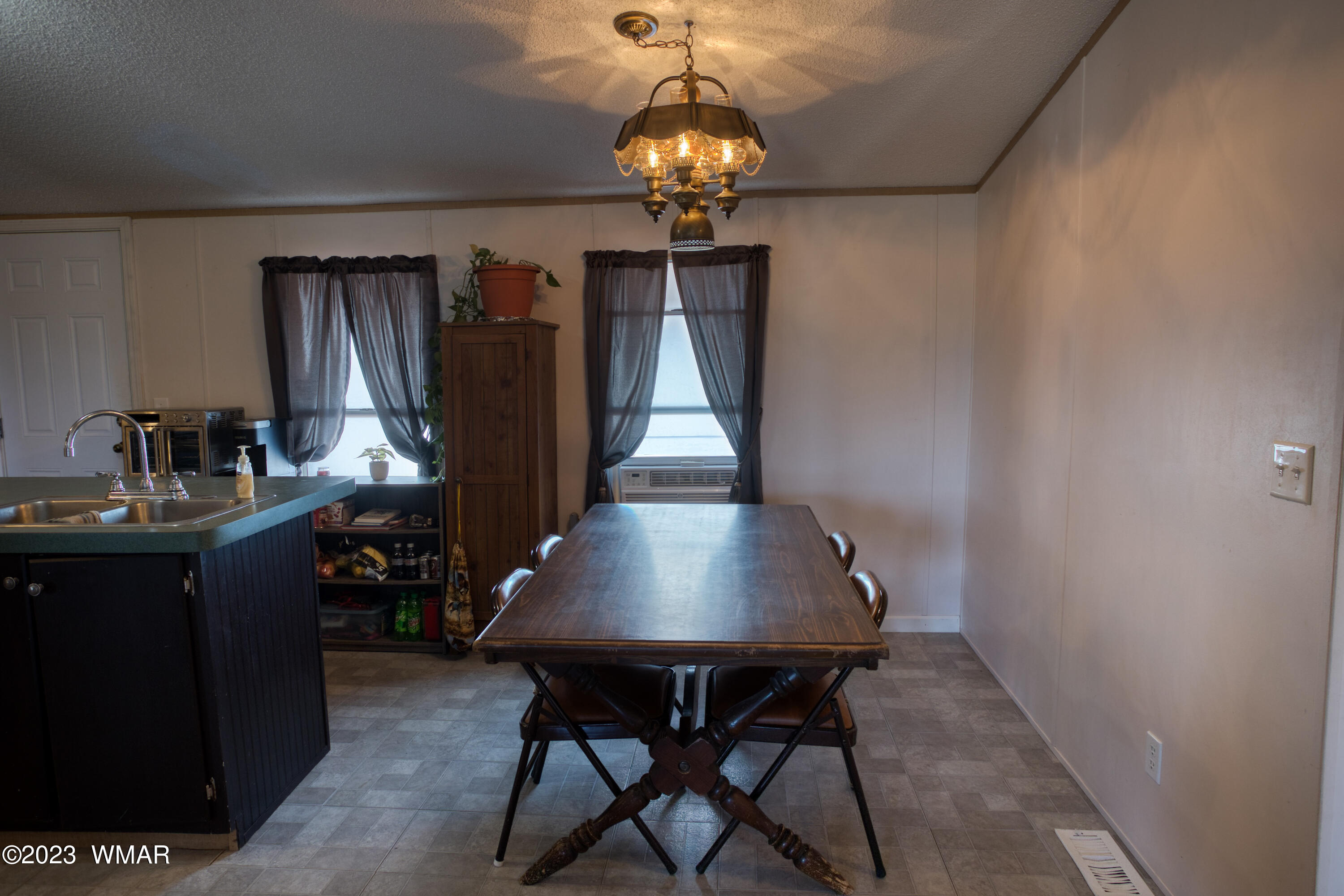 95 N 27th East Street