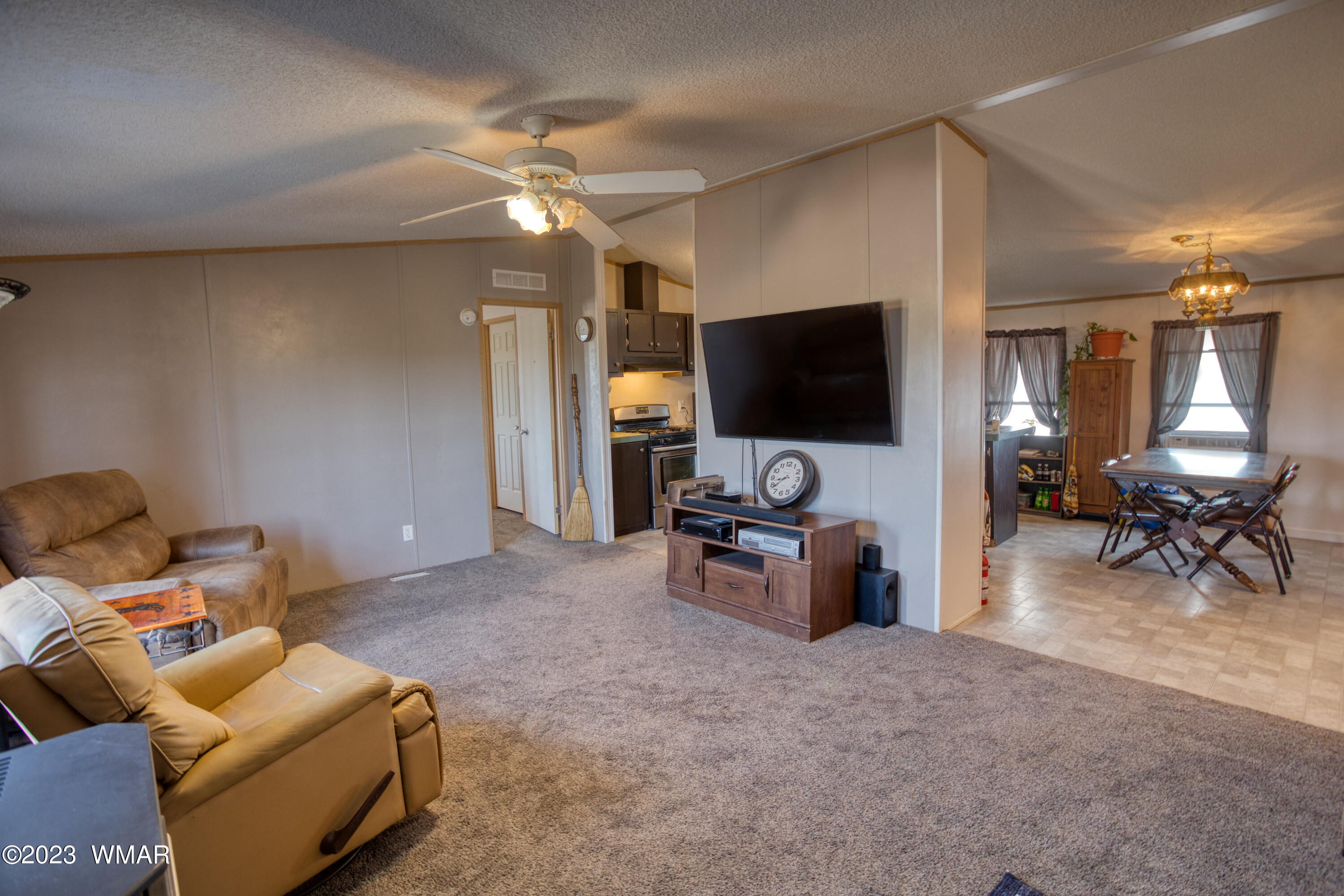 95 N 27th East Street