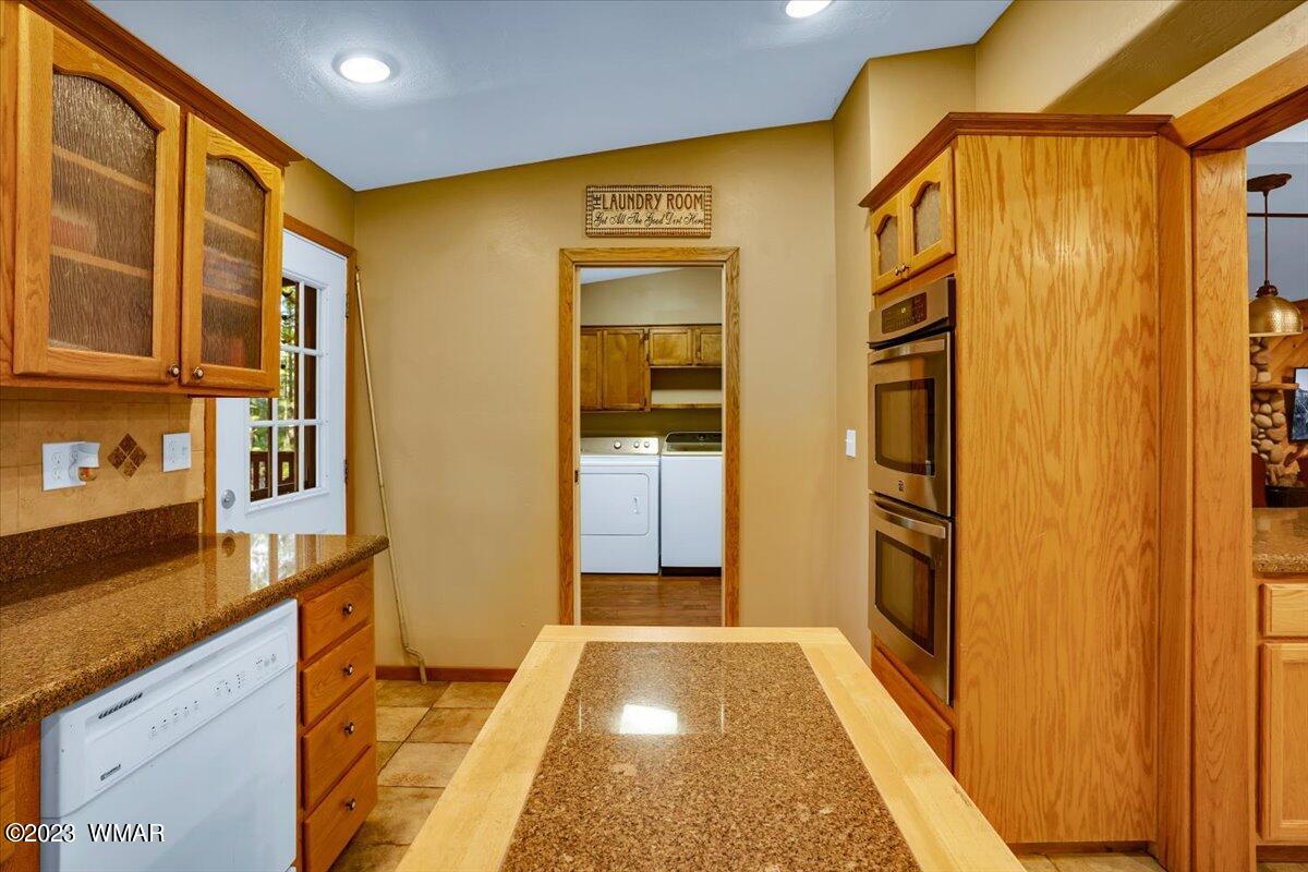 888 W Billy Creek Drive