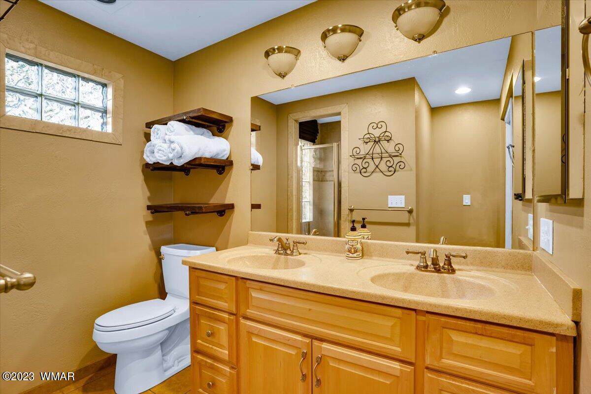 888 W Billy Creek Drive