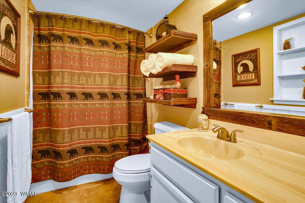 888 W Billy Creek Drive