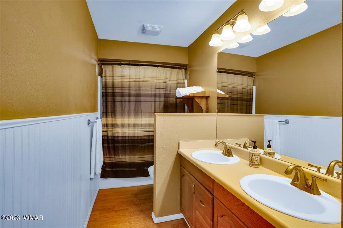 888 W Billy Creek Drive