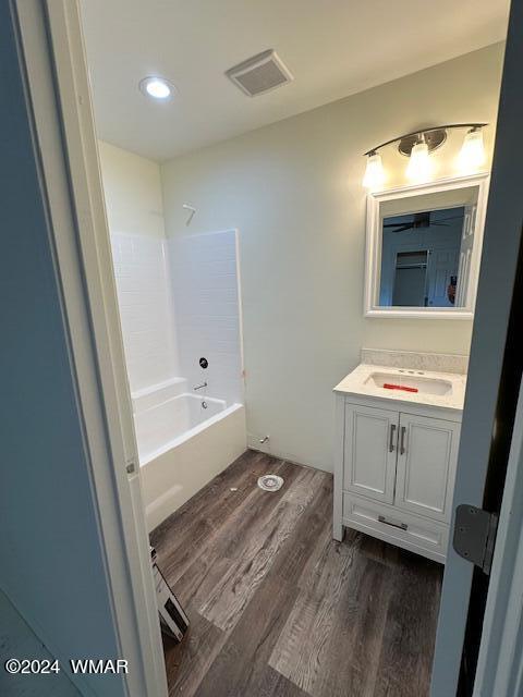 5145 Drifting Snow Loop