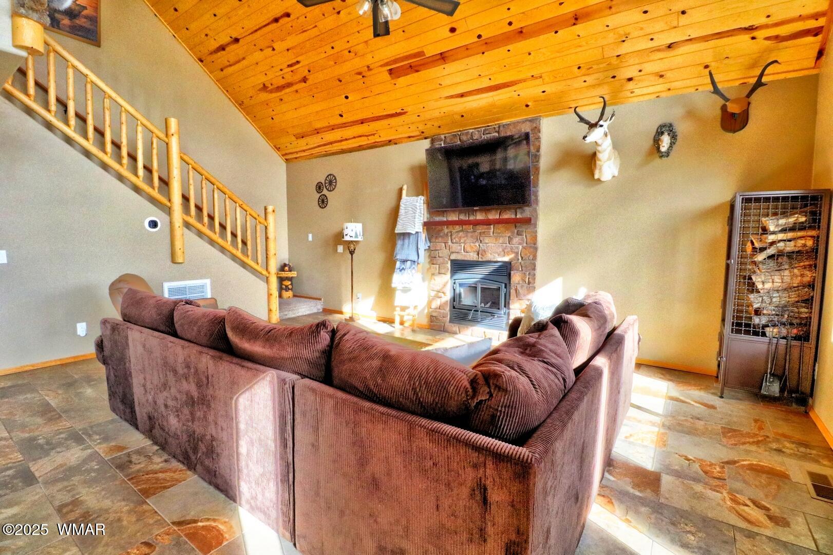 1516 Low Mountain Trail