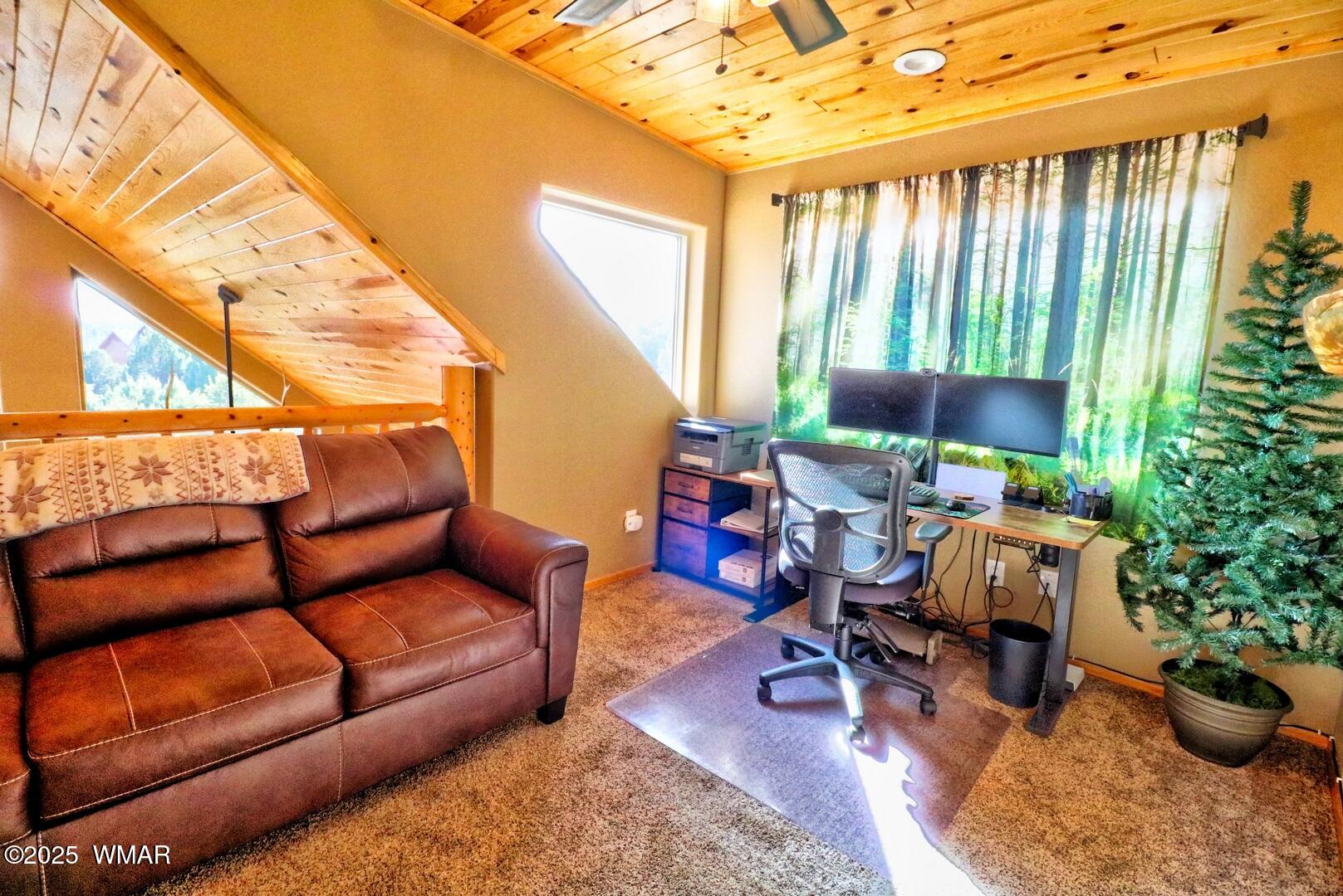 1516 Low Mountain Trail