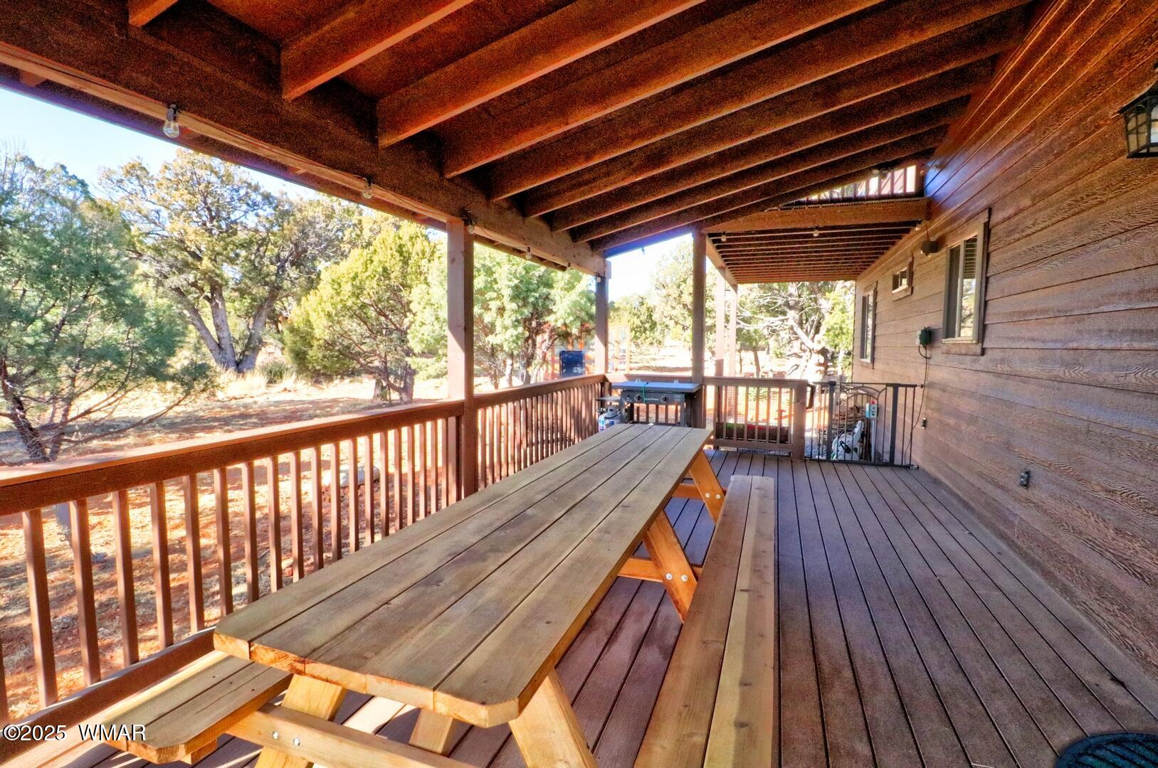 1516 Low Mountain Trail