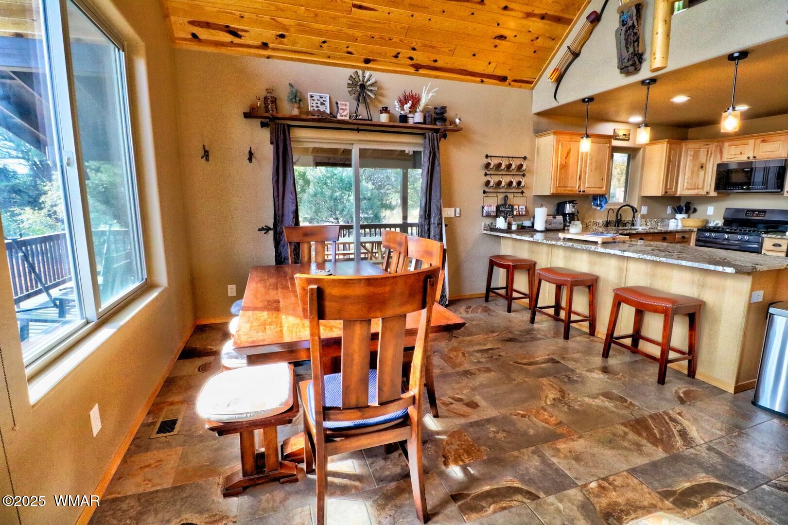 1516 Low Mountain Trail