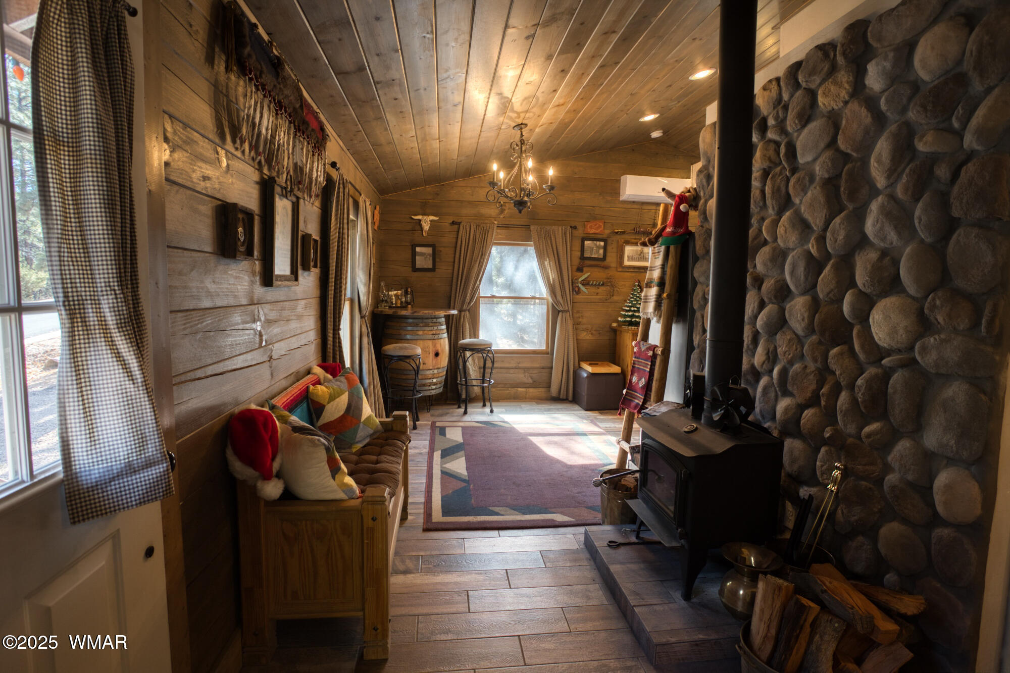 4040 S Antelope Lane