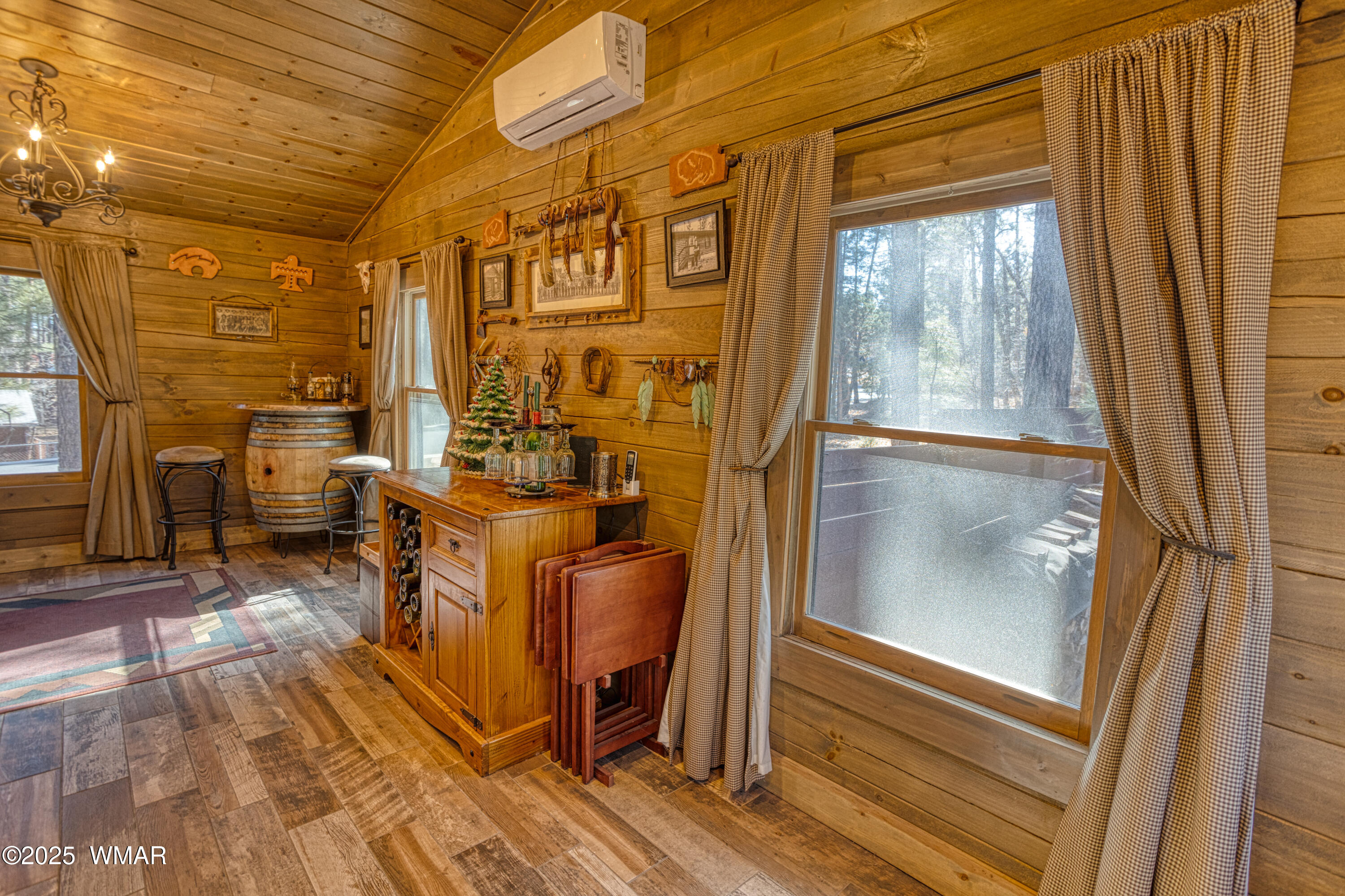 4040 S Antelope Lane