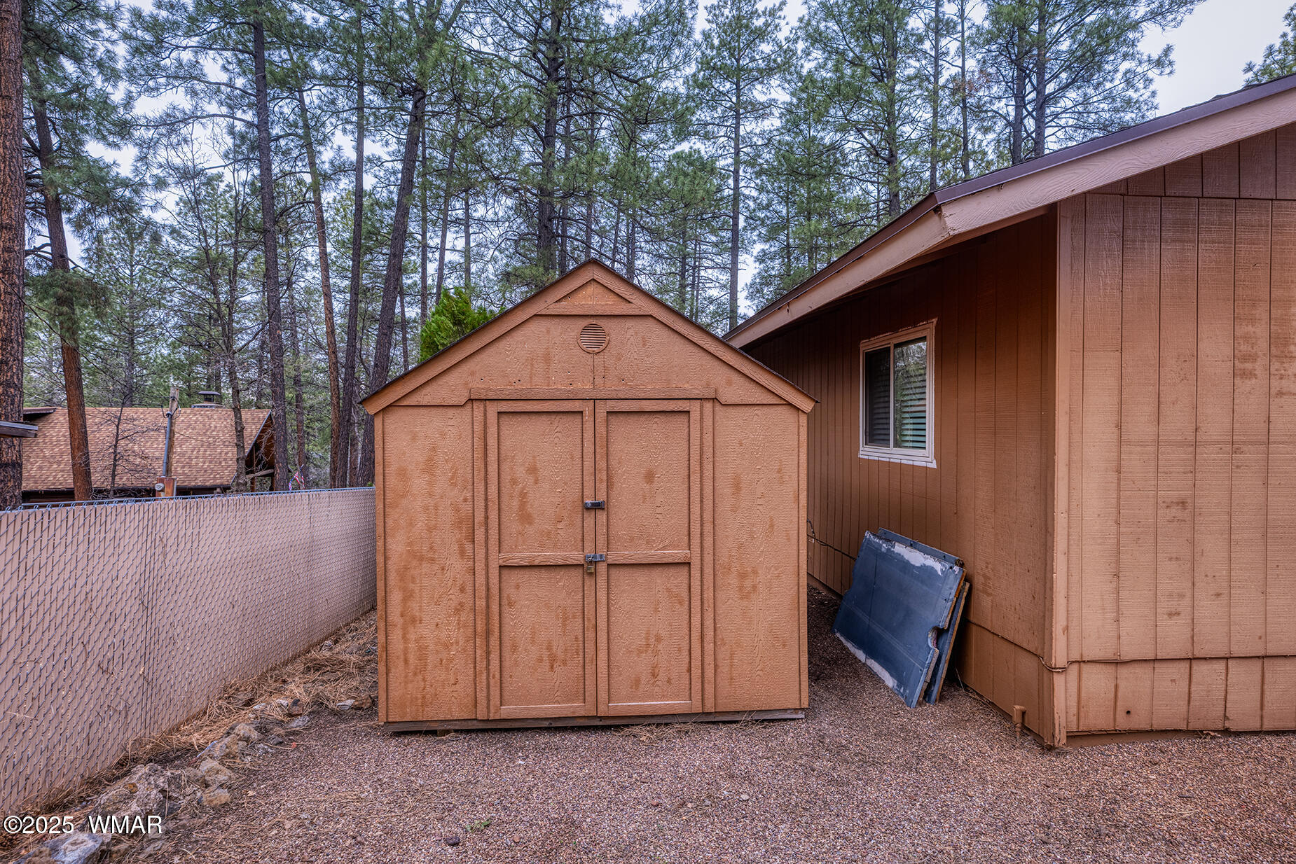 201 E Pinecrest Lane