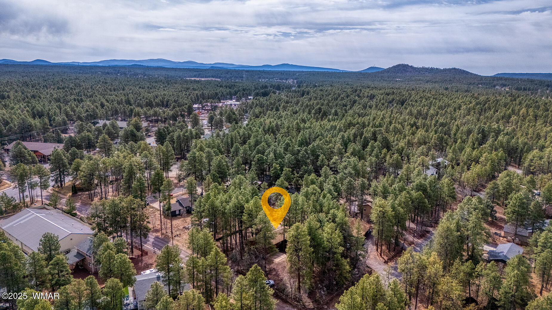 201 E Pinecrest Lane