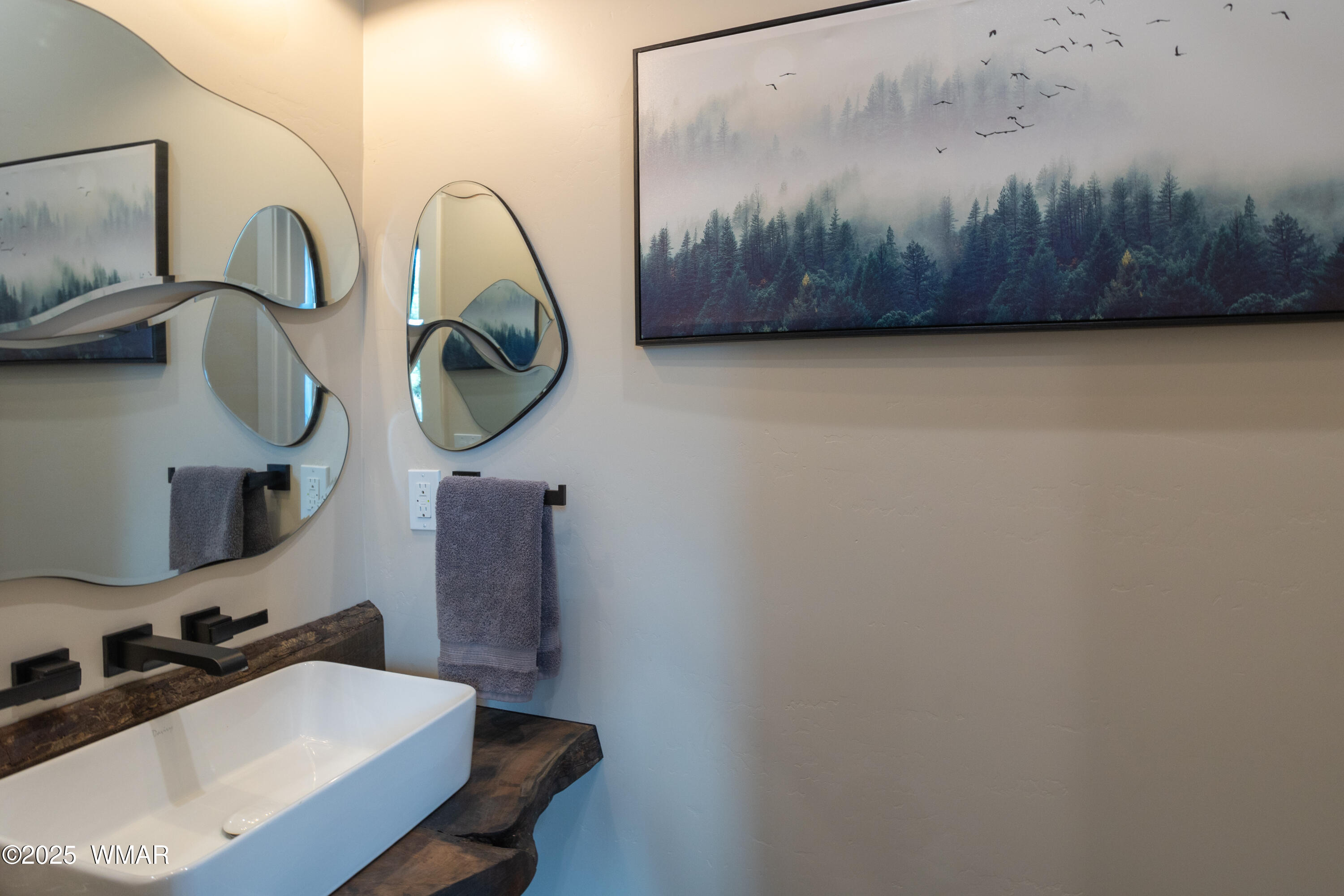 103 Lone Horseman Road