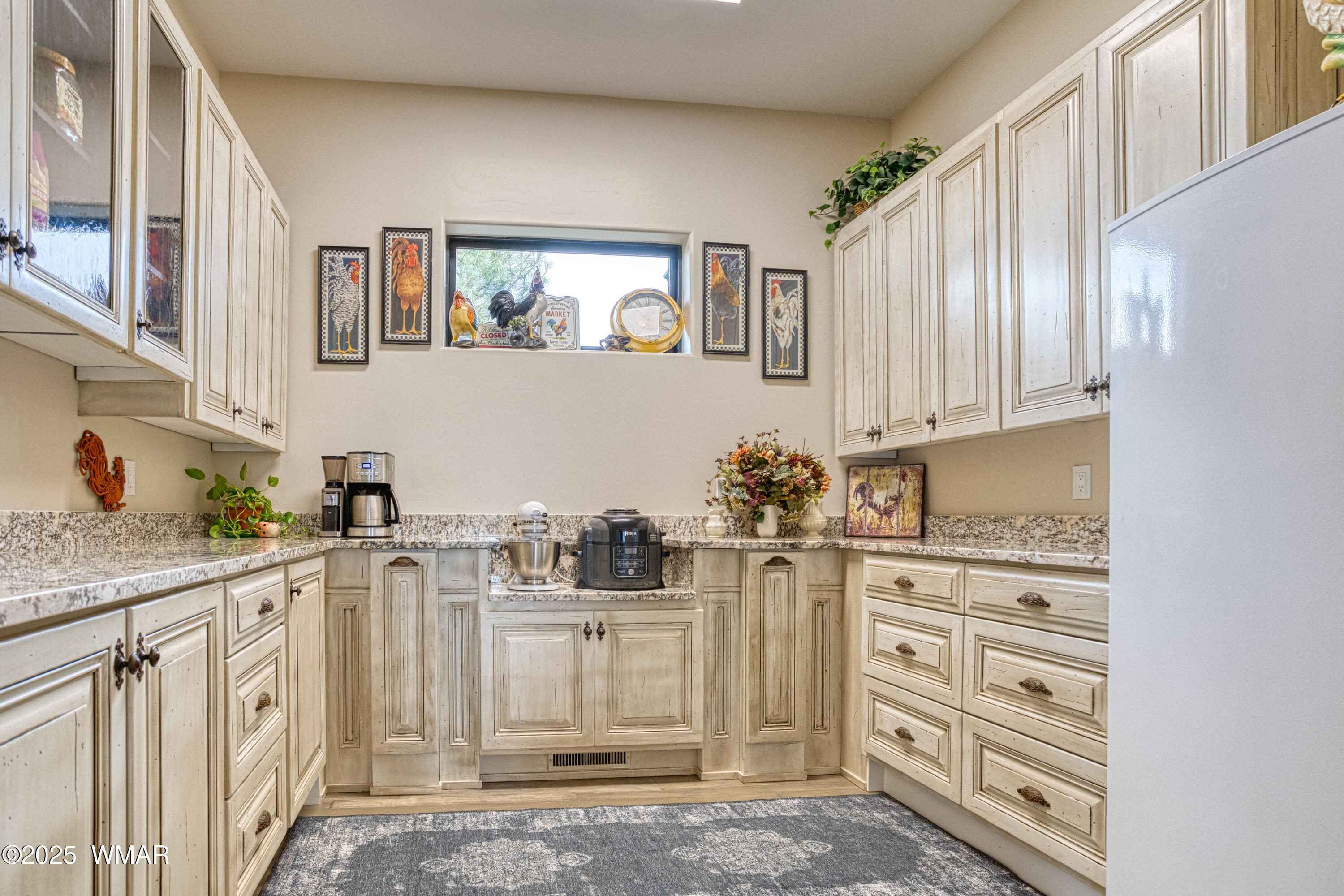 103 Lone Horseman Road