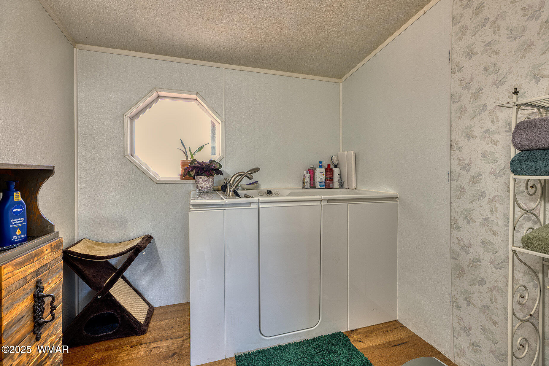 2908 Summer Pines Drive