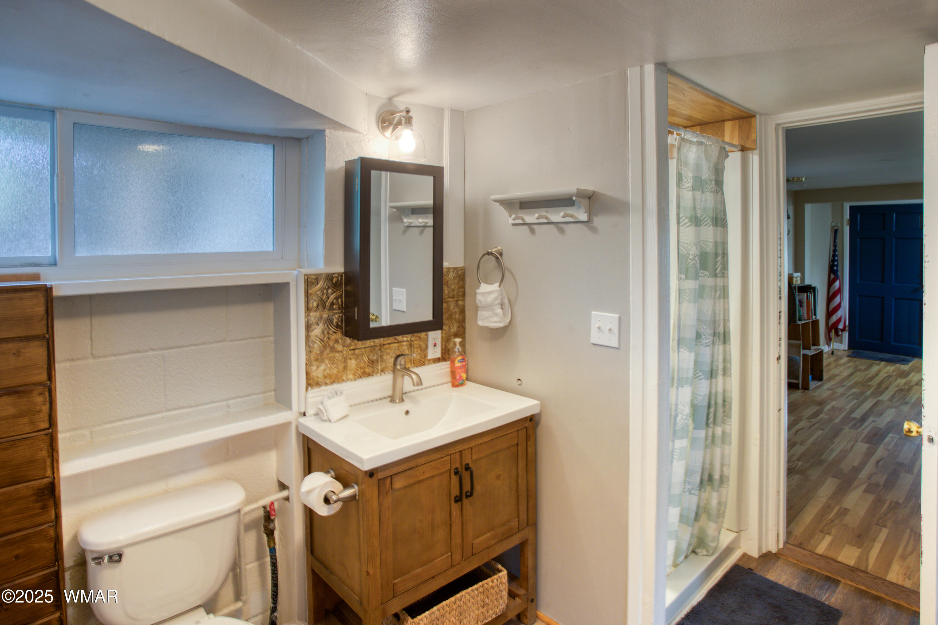 2502 Green Pine Lane