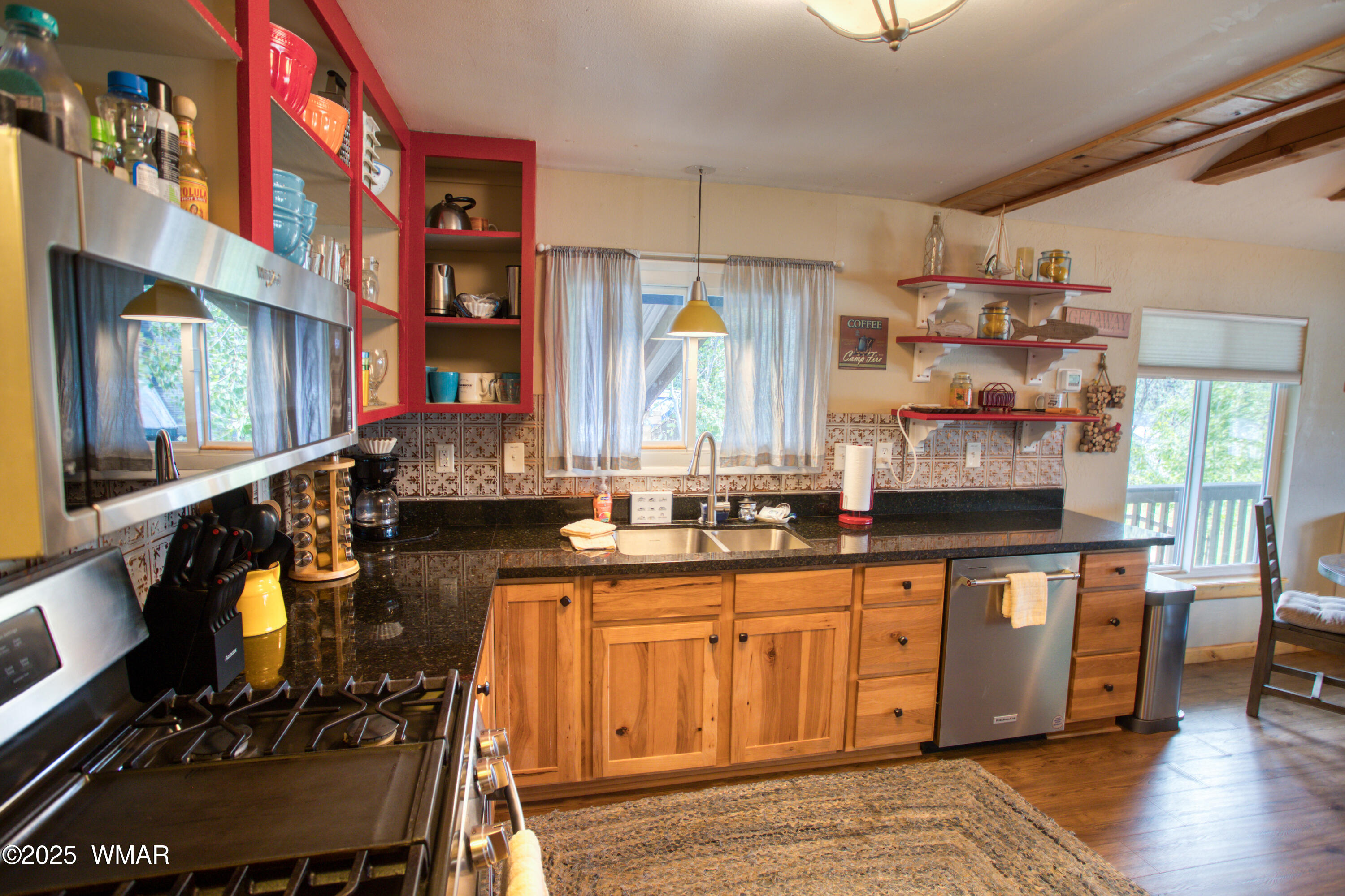 2502 Green Pine Lane