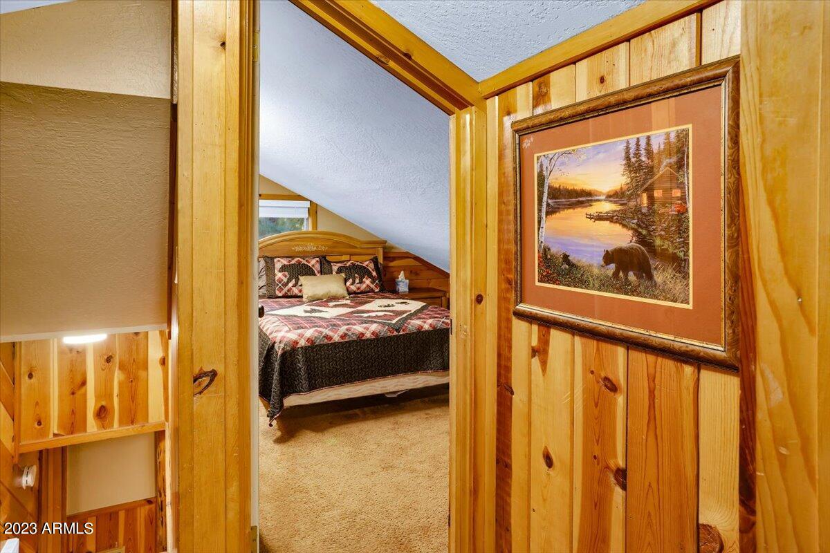 888 W BILLY CREEK Drive