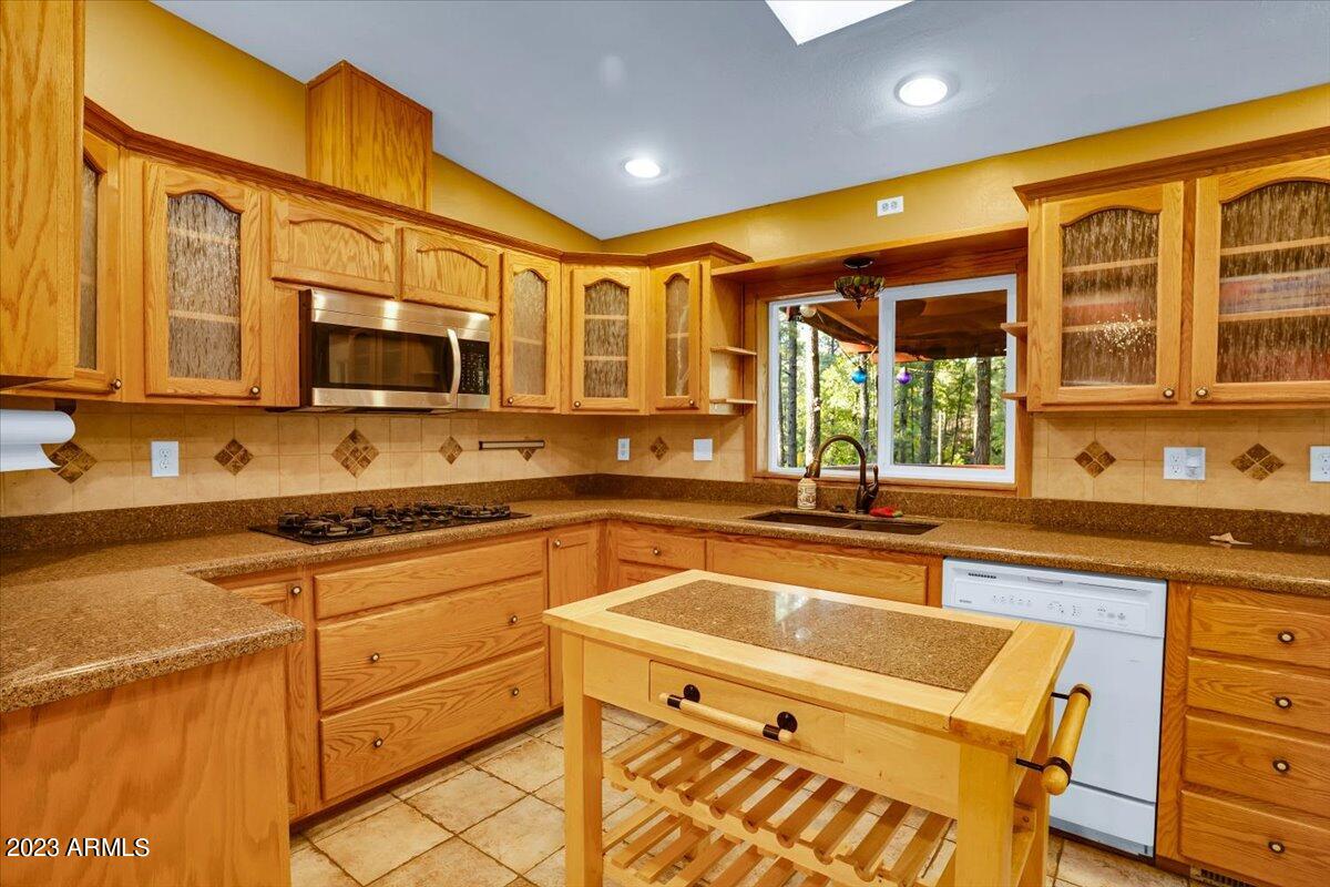 888 W BILLY CREEK Drive