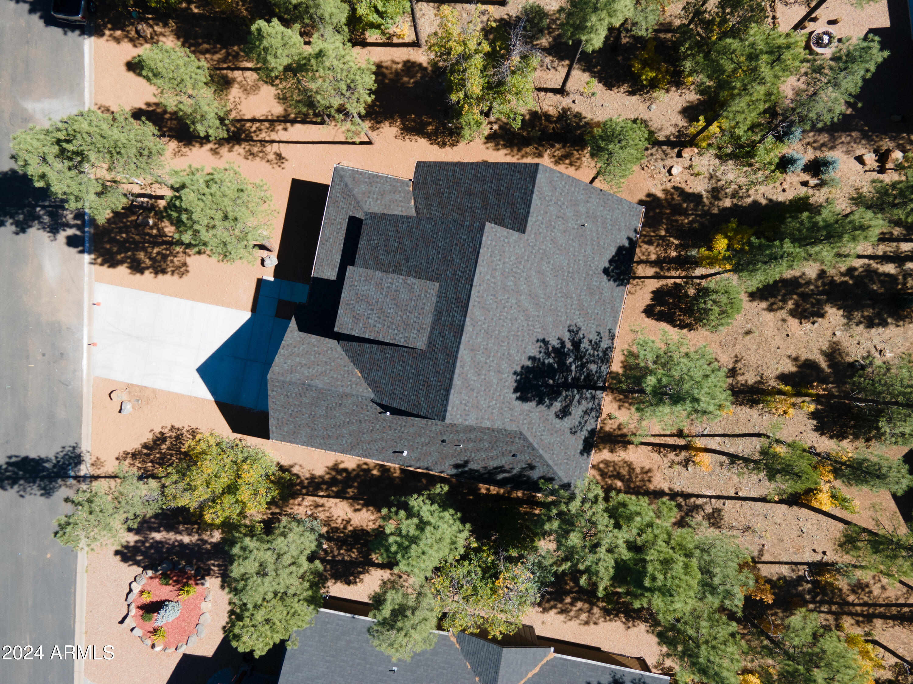 1261 W Big Springs Trail