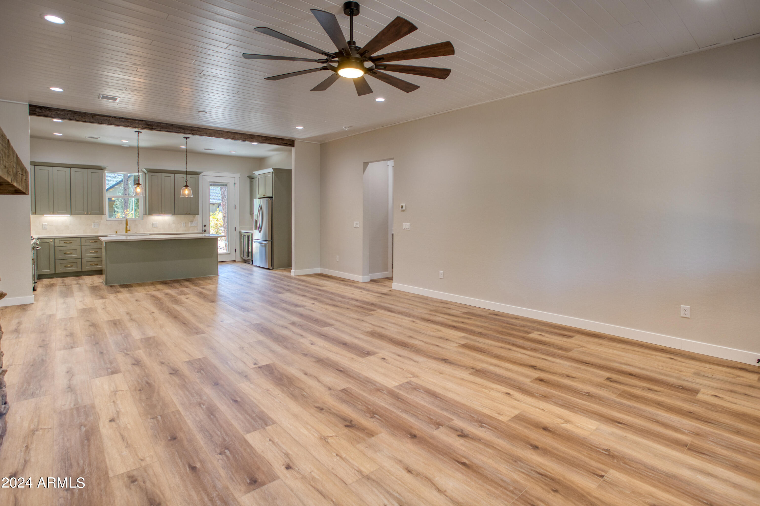 1261 W Big Springs Trail