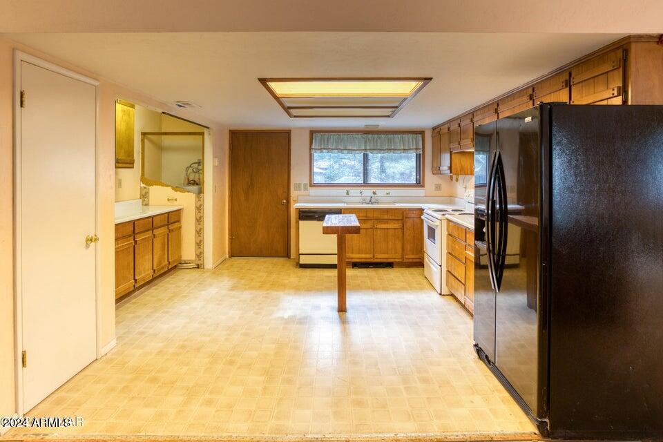 3580 W BERMUDA Circle