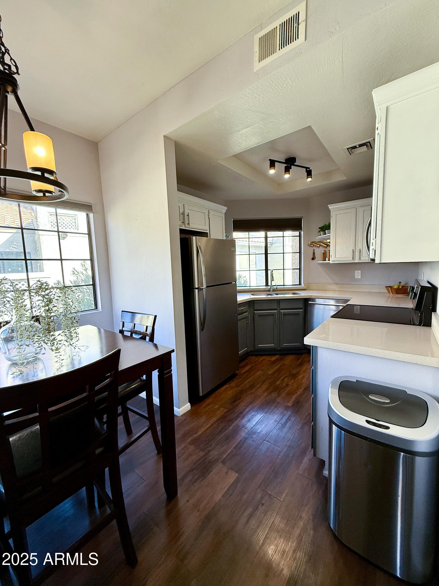 930 N MESA Drive Unit: 2073