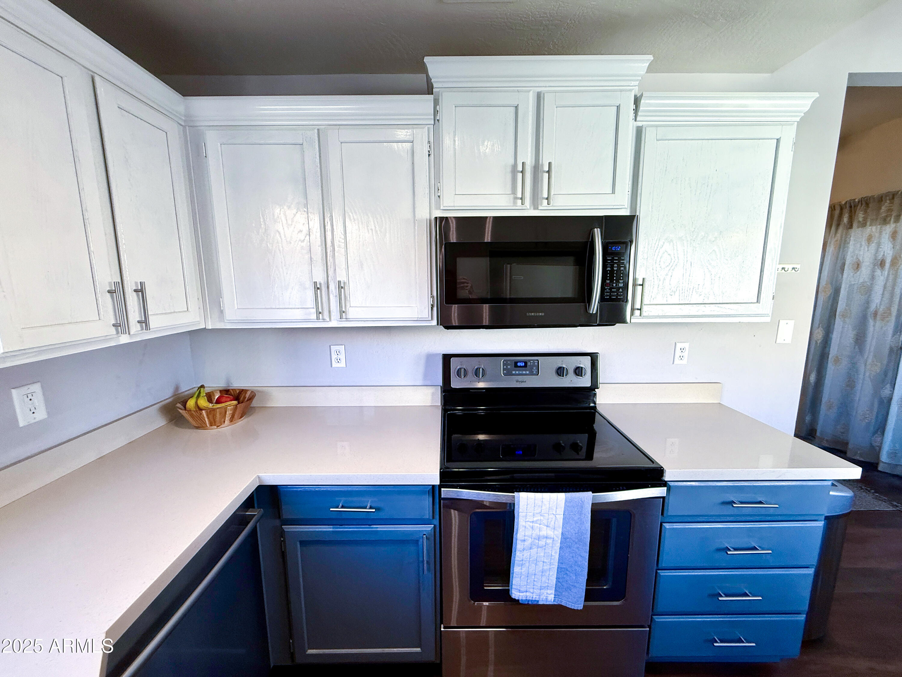 930 N MESA Drive Unit: 2073